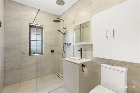 Property photo of 293 Rode Road Wavell Heights QLD 4012