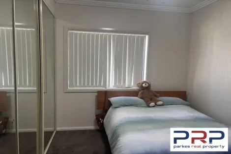 Property photo of 38 Best Street Parkes NSW 2870