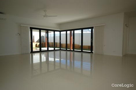 Property photo of 13 Summer Circuit Lake Cathie NSW 2445