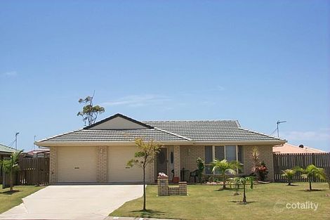4 Magpie Ct, Eli Waters, QLD 4655