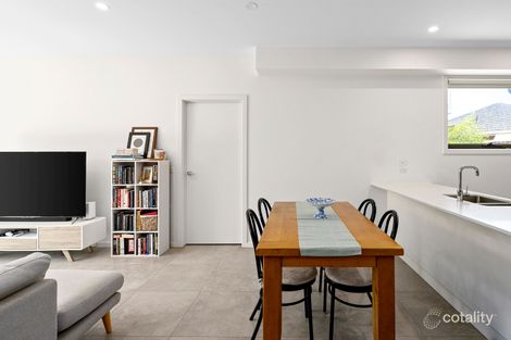 Property photo of 2/17 Galtes Crescent Brunswick West VIC 3055