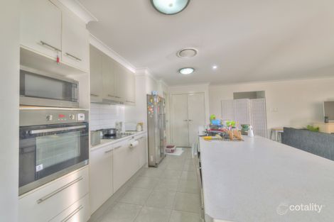 Property photo of 3 Cypress Pine Drive Miles QLD 4415