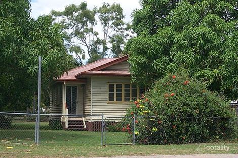 26 Beach Rd, Ayr, QLD 4807