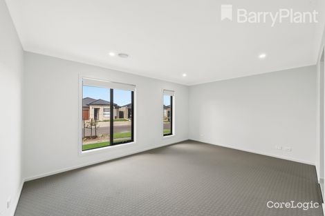 Property photo of 15 Trumpeter Drive Tarneit VIC 3029