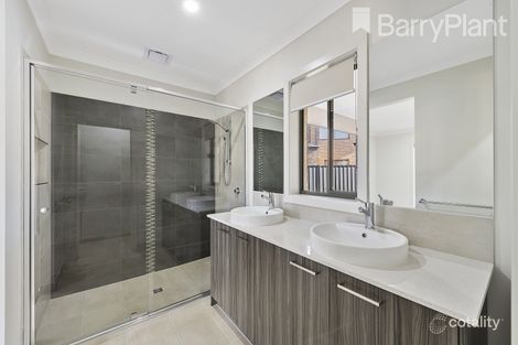 Property photo of 15 Trumpeter Drive Tarneit VIC 3029