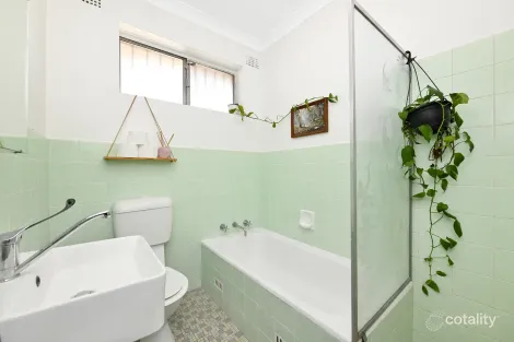 Property photo of 8/2 Third Avenue Campsie NSW 2194