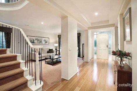 Property photo of 100 Panoramic Road Balwyn North VIC 3104