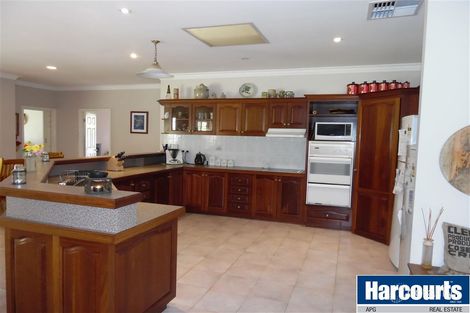 Property photo of 19 Manea Drive Gelorup WA 6230