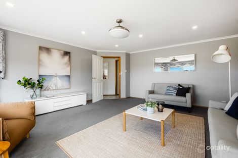 Property photo of 12 Sawyer Crescent Mount Barker SA 5251