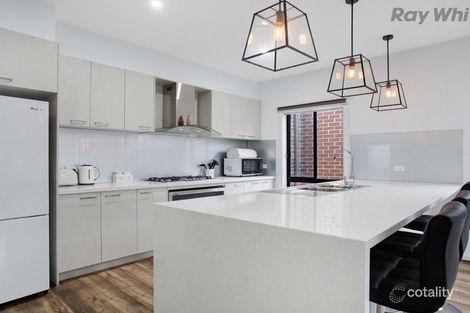 Property photo of 7 Viewmont Avenue Craigieburn VIC 3064