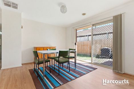 Property photo of 20 Cullen Close Berwick VIC 3806