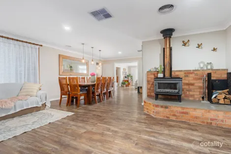 Property photo of 679 East Street East Albury NSW 2640