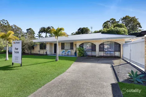 Property photo of 1 Dampier Court Molendinar QLD 4214