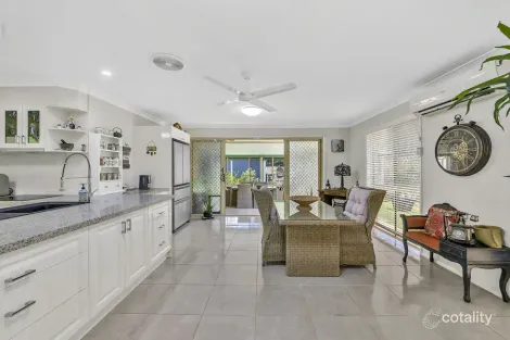 Property photo of 53 Lakeview Drive Deebing Heights QLD 4306