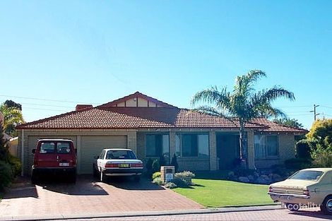 24 Moir Rd, Kardinya, WA 6163