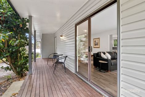Property photo of 1 Holliday Road Lorne VIC 3232