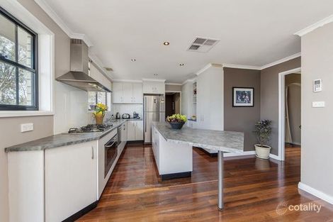 Property photo of 32 Handcock Crescent Macgregor ACT 2615