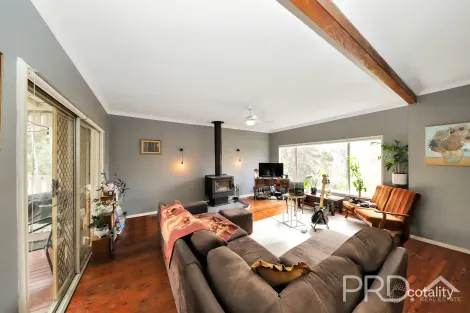 Property photo of 8 Eurabbie Street Batlow NSW 2730