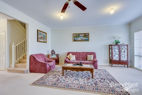 Property photo of 21 Cardinia Crescent Taylors Hill VIC 3037