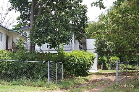 16 Logan St, North Booval, QLD 4304