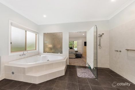 Property photo of 29 Dungogie Drive Tallebudgera QLD 4228