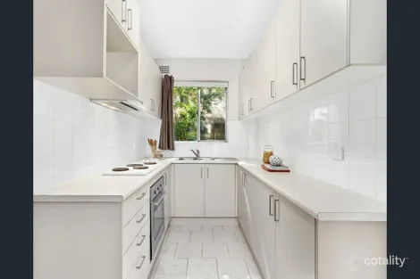 Property photo of 2/10-12 Robertson Street Narrabeen NSW 2101