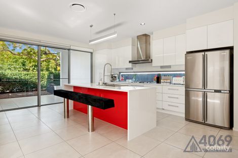 Property photo of 61 Akuna Street Kenmore QLD 4069