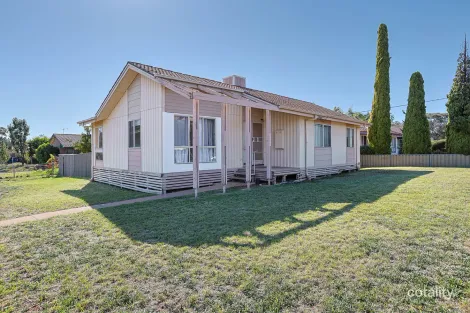 Property photo of 2 Namoi Avenue Red Cliffs VIC 3496