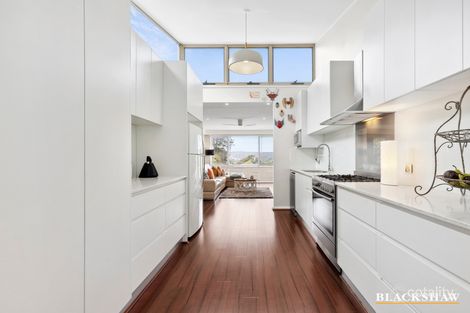 Property photo of 11 Camellia Place Crestwood NSW 2620