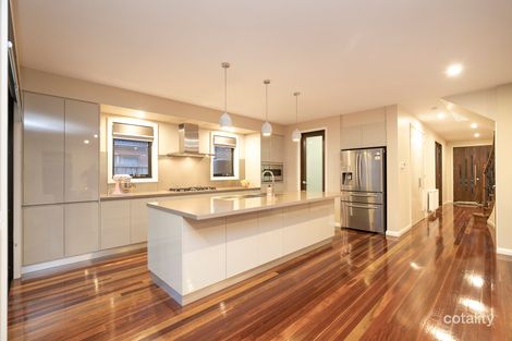 Property photo of 9 Kinross Court Deer Park VIC 3023