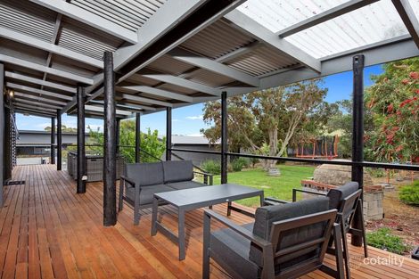 2 Bennett St, Carrickalinga, SA 5204