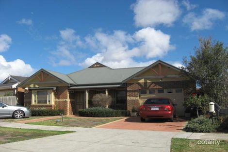 14 Manchester Dr, Sydenham, VIC 3037
