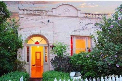 Property photo of 2 William Street Seddon VIC 3011