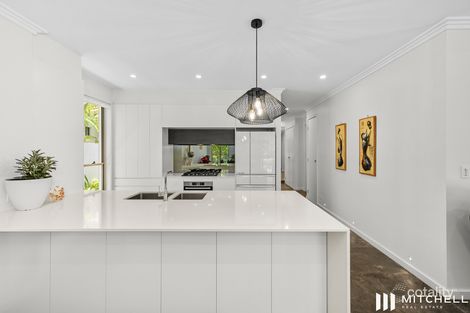 Property photo of 6134 Vico Avenue Hope Island QLD 4212