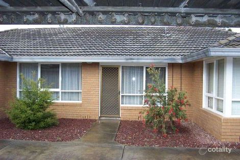 Property photo of 2/30 Eumarella Street Tullamarine VIC 3043