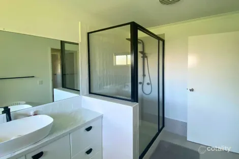 Property photo of 3 Donovan Crescent Dysart QLD 4745