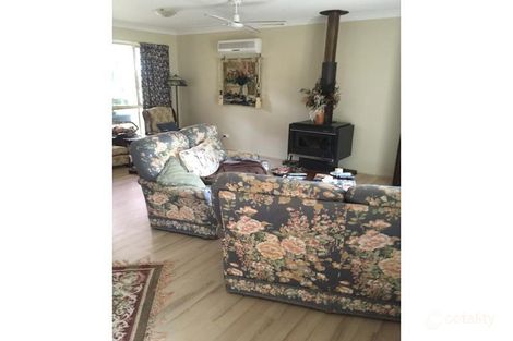 Property photo of 6 Cockatoo Court Regency Downs QLD 4341