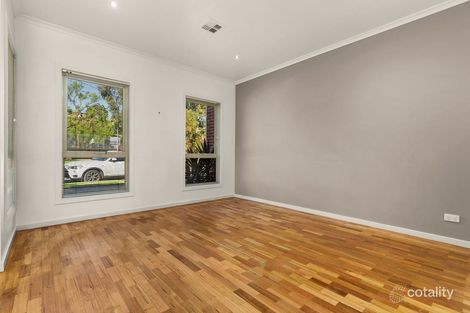 Property photo of 6A Hayes Parade Pascoe Vale VIC 3044