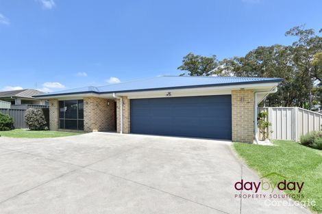 Property photo of 14 Craighill Crescent Cameron Park NSW 2285