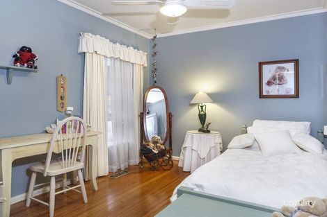 Property photo of 103 Stephensons Road Mount Waverley VIC 3149