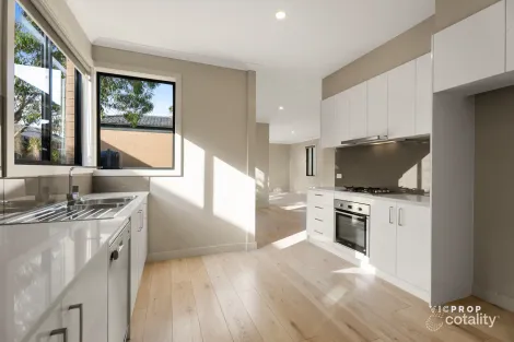 Property photo of 2/48 Broadway Bonbeach VIC 3196