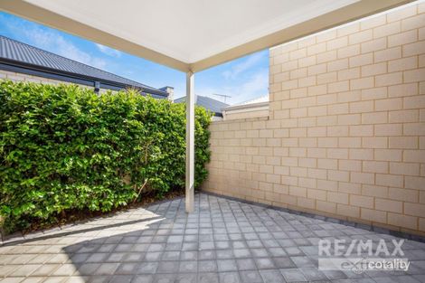 Property photo of 397B Flinders Street Nollamara WA 6061