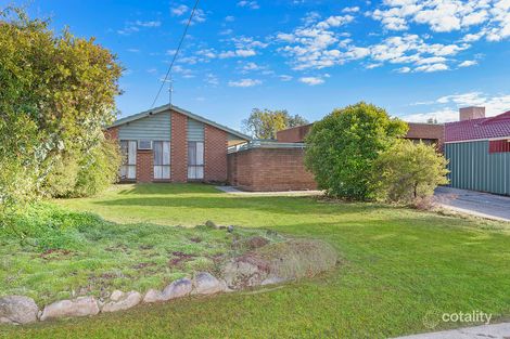 Property photo of 43 Gayview Drive West Wodonga VIC 3690