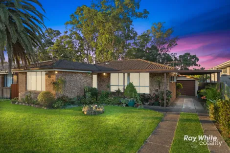 Property photo of 32 Arundell Street Dharruk NSW 2770