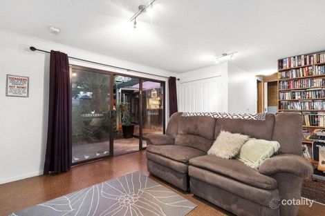 Property photo of 1 Somerset Crescent Croydon VIC 3136