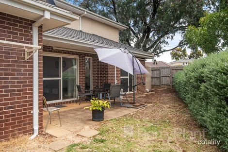 Property photo of 2/32 Kathryn Road Knoxfield VIC 3180