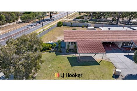 Property photo of 46 Stebbing Way Girrawheen WA 6064