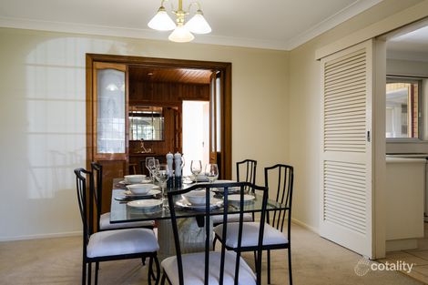 Property photo of 32 Beveridge Crescent Dubbo NSW 2830