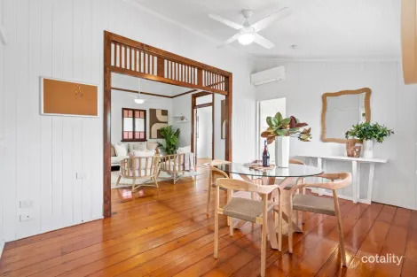 Property photo of 59 York Street Coorparoo QLD 4151