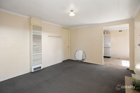 Property photo of 17 Warren Place Mount Austin NSW 2650